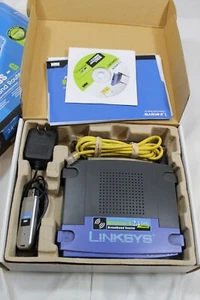 Linksys WRT54G 54 Mbps DD-WRT micro version Wireless G repeater  - Picture 1 of 2
