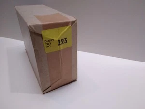 DINKY TOYS 223 MCLAREN M8A CANAM IN UNOPENED CARDBOARD DEALER PACK 40YO STOCK - Picture 1 of 2