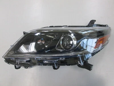 Headlight Assembly LH/Drive Fits Toyota Sienna - Image 1 of 2