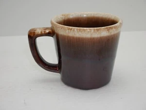 Taza de café McCoy Pottery marrón esmalte por goteo vintage años 50 EE. UU. ~ mango D - Imagen 1 de 6