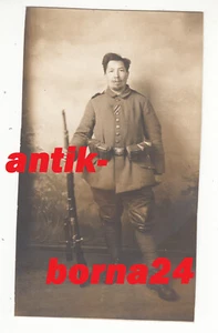 Studio Portrait Foto Soldat Feldgrau Scharfschütze Sniper EK ZF Fernglas TOP P85 - Bild 1 von 3