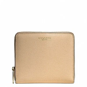 NWT Coach Medium Saffiano Leather Continental Zip Wallet 50924 Light Gold/Tan - Picture 1 of 4
