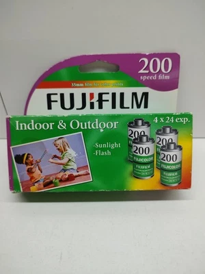 Fujifilm 35mm Color Negative Film ISO 200 C-41 4 Rolls 24 Exp Made in Japan - Image 1 of 4