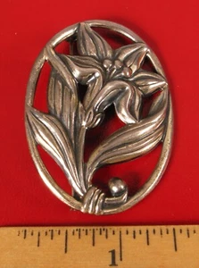 LOVELY VINTAGE STERLING SILVER LILY OF THE VALLEY FLOWER PIN BROOCH !! - Picture 1 of 1