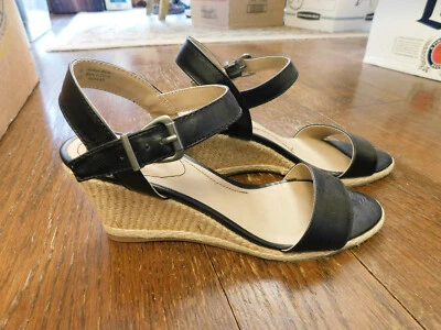 Sandalias LIFE STRIDE Negras Alpargata Tejida REAGAN 3" Cuña Elegante Usadas en Excelente Condición Talla 8.5 Foto 1 de 4