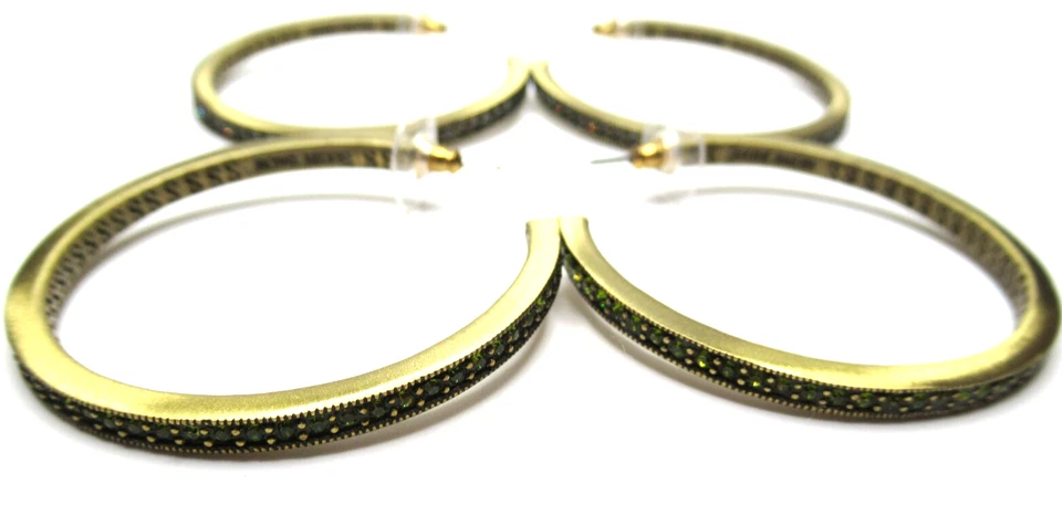 Aros de cristal verde y hielo brillante HEIDI DAUS 2 pares de pendientes perforados Foto 1 de 4