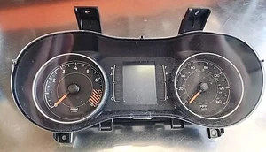 Jeep Cherokee Velocímetro Calibre Cluster Vidrio Imperfecto Ver Foto Desconocido Millas - Imagen 1 de 5