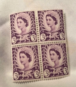 4 Great Britain 3d * QUEEN ELIZABETH II * 1950's era * - Picture 1 of 2