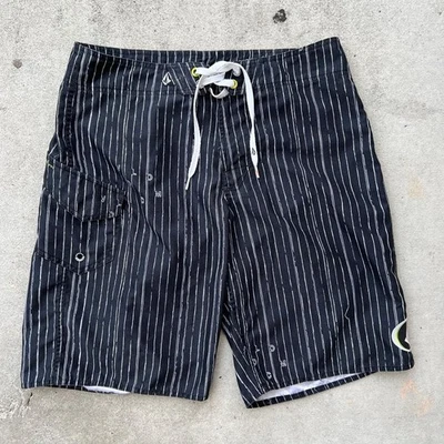 Mens Y2K Volcom cargo style swim trunks black striped size 32 - Image 1 of 4