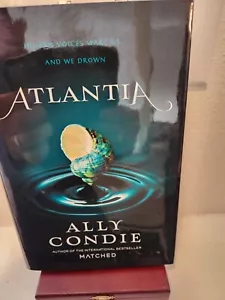 Allie Condie Autographed Atlantia Hardcover Book c. 2014 - Picture 1 of 4