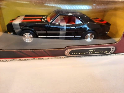 Chevrolet Camaro 1967 Road Signature escala 1/18 nuevo en caja Foto 1 de 4
