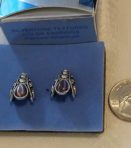 AVON 2004 Vtg. Textured Color 3/4" Post Earrings Silvertone w/amethyst stone NIB - Picture 1 of 1