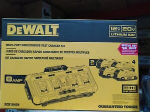 DEWALT Multiport Simultaneous Fast Charger (DCB104D4 and 4 BATTERIES