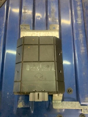 Módulo de control ABS P/N 56026812 | Dodge Ram 1994-1997 Foto 1 de 4