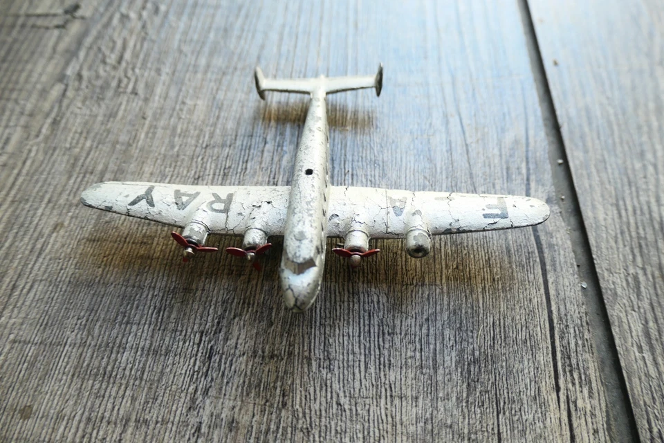Aereo Dinky Toys Potez 662 Meccano Francia Aereo Di Linea Zamak Stato Vedi Foto - Immagine 1 di 3