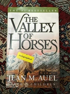 SIGNED By Author! The Valley of Horses by Jean M. Auel (1982) A Like New HC w/DJ - Imagen 1 de 9