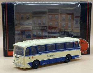EFE 1:76 Harrington Cavalier Coach - East Yorkshire 12102 Hull - Picture 1 of 4