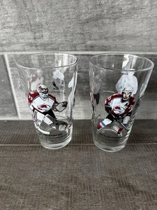 Juego Roy de vasos de hockey Arby's Colorado Avalanche #52 pies #33 (2) - Imagen 1 de 5