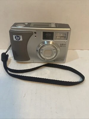 Digital Camera Silver hp Photosmart 735 Tested Good - Image 1 of 4