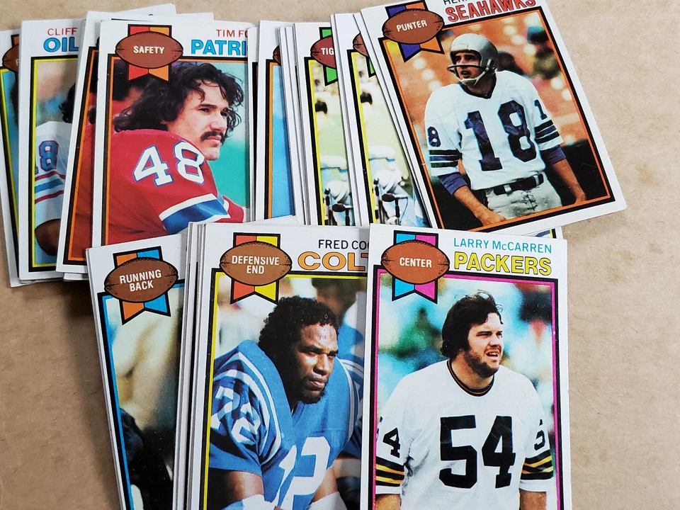 1979 TOPPS FOOTBALL CARDS 251-528 YOU PICK Base and Cream back 50% OFF 2+ - Image 1 of 1
