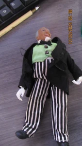 MEGO Wizard of Oz WIZARD frank Morgan 8" Figure DOLL 1974 vintage *MISSING HAT* - Picture 1 of 2
