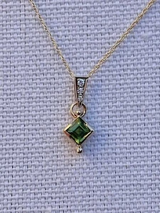 14k Yellow And White Gold Green Tourmaline and Diamond Necklace - Picture 1 of 12