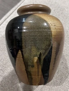 Vintage Pottery Craft Circles Maxwell 7.5” Pot Vase 1970’s Brown Black - Picture 1 of 6