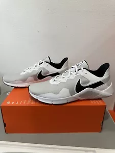Nike Legend Essential 2 Schuh Pure Platinum Ca9356-002 Herren Größe 13 Neu Schneller Versand - Bild 1 von 6