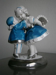 Figurine Art Déco Porcelaine Katzhütte c-1930 Jeux d'enfants Céramique Ancien - Imagen 1 de 14