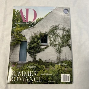 AD Architectural Digest Luglio Agosto 2025 Edizione Summer Romance Maui Hamptons - Foto 1 di 2
