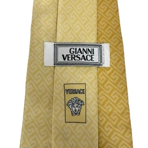 Gianni Versace Mens Tie Greek Key Baroque Yellow Satin Silk 3 5/8" (W) x 57" (L) - Picture 1 of 13