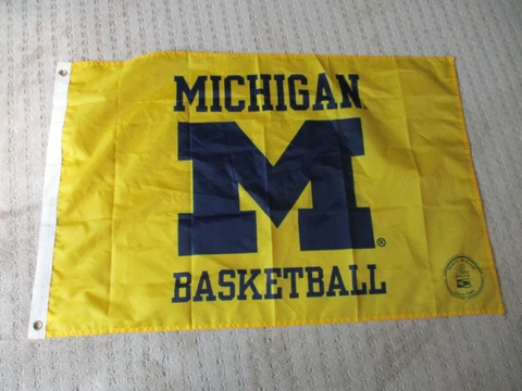 University of Michigan  Basketball Banner Flag 24" x 36"  * Cover