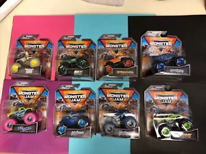 2025 Spin Master Monster Jam 1:64 Series 40 Complete 8 Truck Set Chase Megalodon - Picture 1 of 11