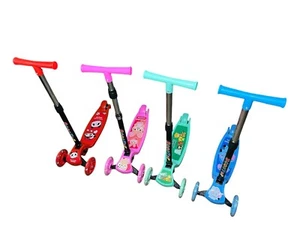 Wadan Kick Scooter , LED Light-Up Wheels & 4 Adjustable Heights for age 3-6 Year - Picture 1 of 17