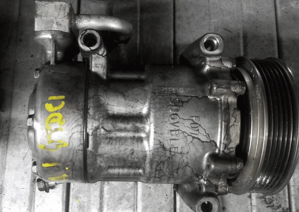 1500822 Compressore a/c  FORD FIESTA (CBK) 1.4 TDCi Ghia Ber. 5p/d/1399cc - Immagine 1 di 1