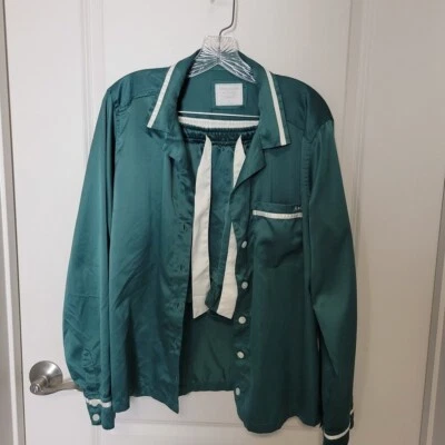 Abercrombie & Fitch XL Two Piece Pajama Set Satin Longe Sleeve W/ Shorts Green - Image 1 of 4