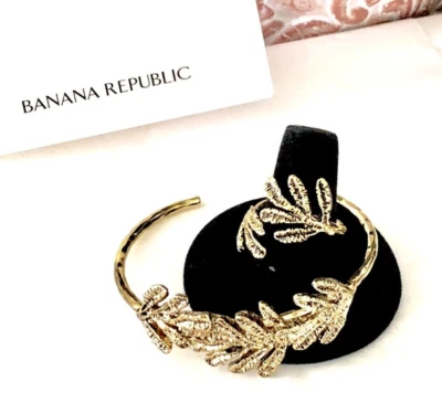 Banana Republic Feminino Ouro Esmaltado Folha Bracelete Anel Novo com etiquetas 45 EA Conjunto de 2 - Imagem 1 de 4