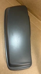 Harley Davidson OEM Left Saddlebag Lid Touring FLH 14-25 90200413 - Picture 1 of 24