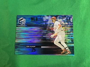 2000 Upper Deck HoloGrFX #19 Mark McGwire St. Louis Cardinals - Picture 1 of 1