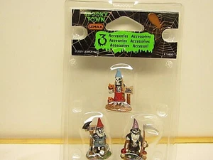 LEMAX Spooky Town Set of 3 SKELETON GARDEN GNOMES #14832 2021 FREE SHIPPING - Picture 1 of 6