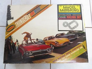 1960s Aurora Stirling Moss Four Lane Racing TJet No. 1317 w/ 2 working Cars - Picture 1 of 11