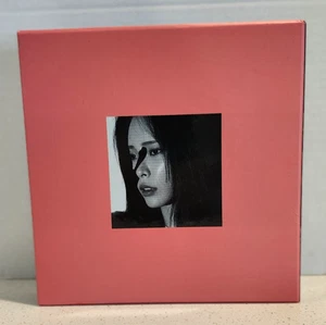 She's Fine (Random Cover-Incl. Photobook, Photocard + Postcard) by Heaze (CD,... - Imagen 1 de 5