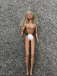 Muñeca Barbie Mattel 1966 vintage - Imagen 1 de 3