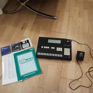 YAMAHA QY 300 WORKSTATION Floppy Disc MIDI Sequencer voll Funktionsfähig  - Bild 1 von 12