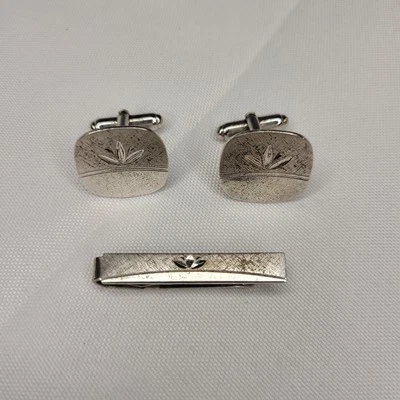 VTG Anson Cufflinks And Tie Clip Set Sterling Silver Rounded Square Subdued - Image 1 of 4