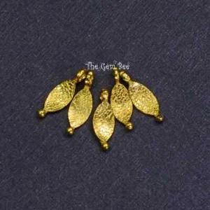 18k Solid Yellow Gold Fancy Textured Petite Leaf Charm Findings (5) - Picture 1 of 10