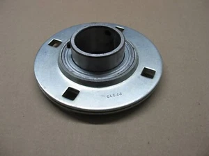 NEW PTI SB210 GAY50NPPB BEARING INSERT 50MM W/ PF210 FLANGE MOUNT P9094 - Imagen 1 de 4