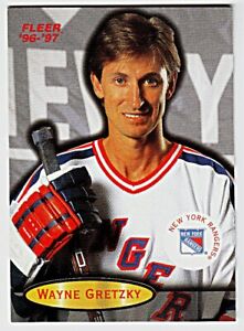 1996-97 FLEER #68 WAYNE GRETZKY New York Rangers Hockey Card