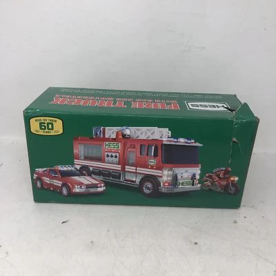 Camión de Bomberos de Juguete HESS 60 Aniversario con Coche y Motocicleta - Modelo T0815 Foto 1 de 4