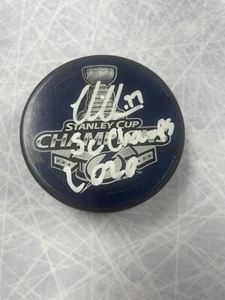 Victor Hedman Tampa Bay Lightning Signed 2020 Stanley Cup Inscription Puck Jsa - Picture 1 of 3